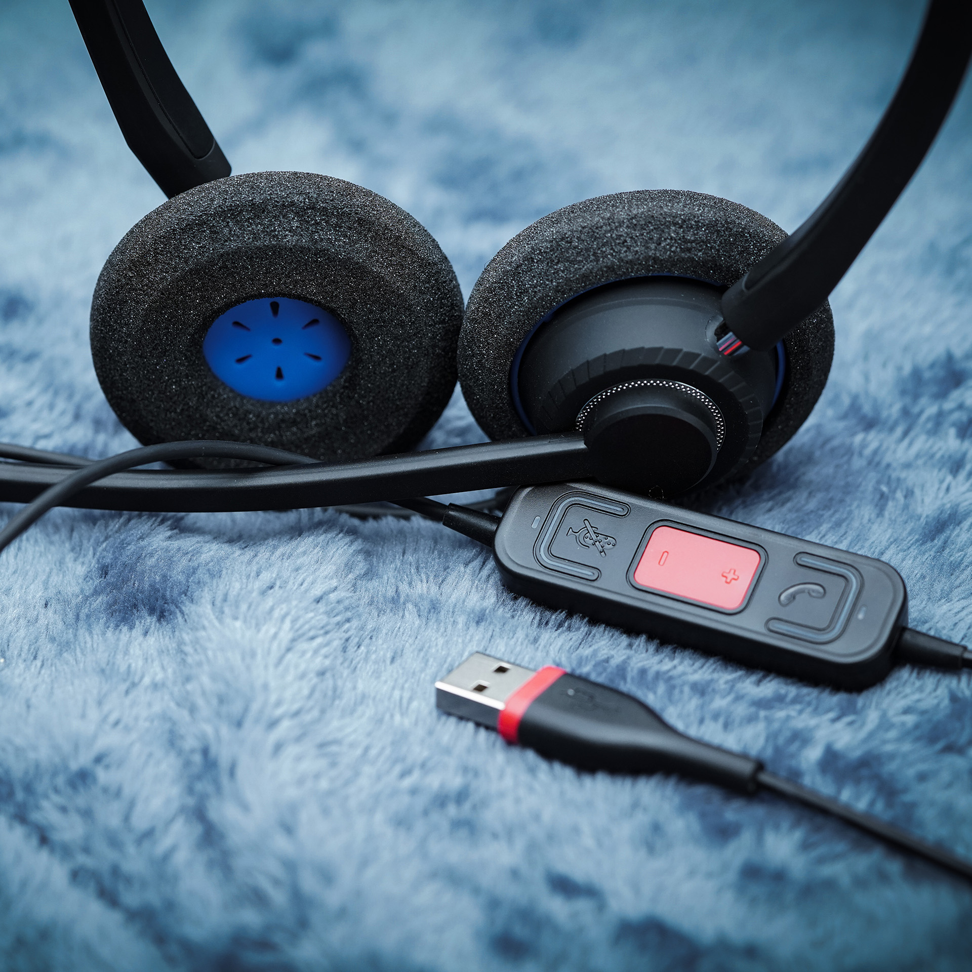Voice Optimization Noise-cancelling Reliable High-denition Speakers With Voice Optimization Professional USB Headset